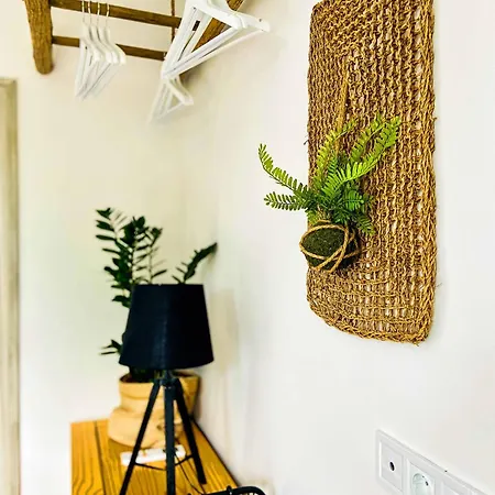 Feriehus Lessuek Meg! Vendeghaz - *