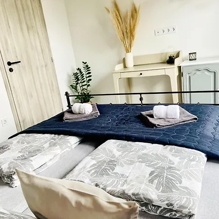 Lessuek Meg! Vendeghaz -