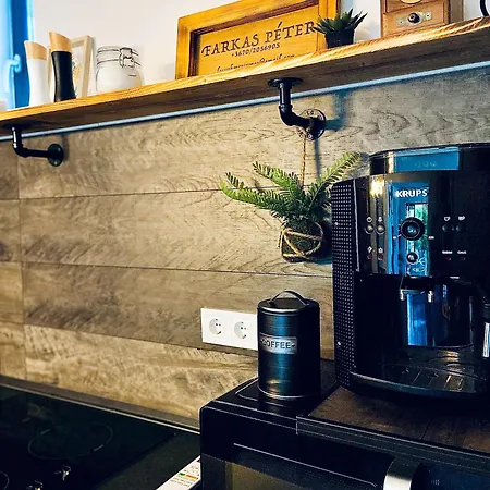 Lessuek Meg! Vendeghaz - Feriehus *