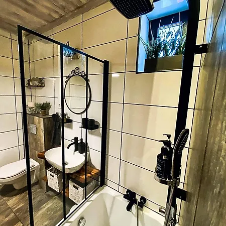 Lessuek Meg! Vendeghaz - * Sümeg