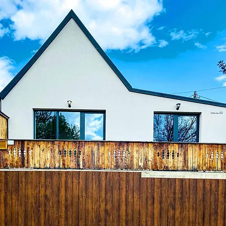 Feriehus Lessuek Meg! Vendeghaz - *