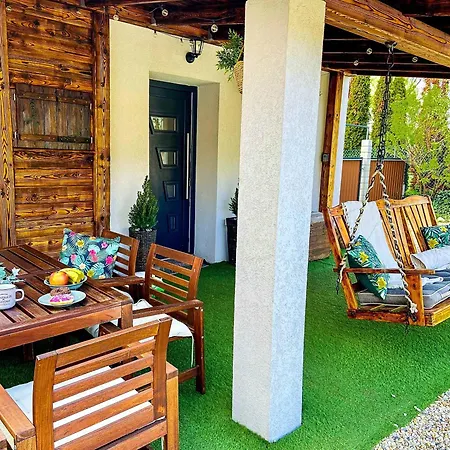 Lessuek Meg! Vendeghaz -